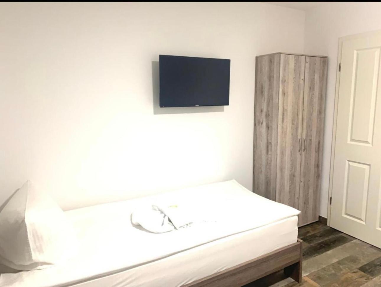 Gruener Baum Ξενοδοχείο Schömberg Εξωτερικό φωτογραφία